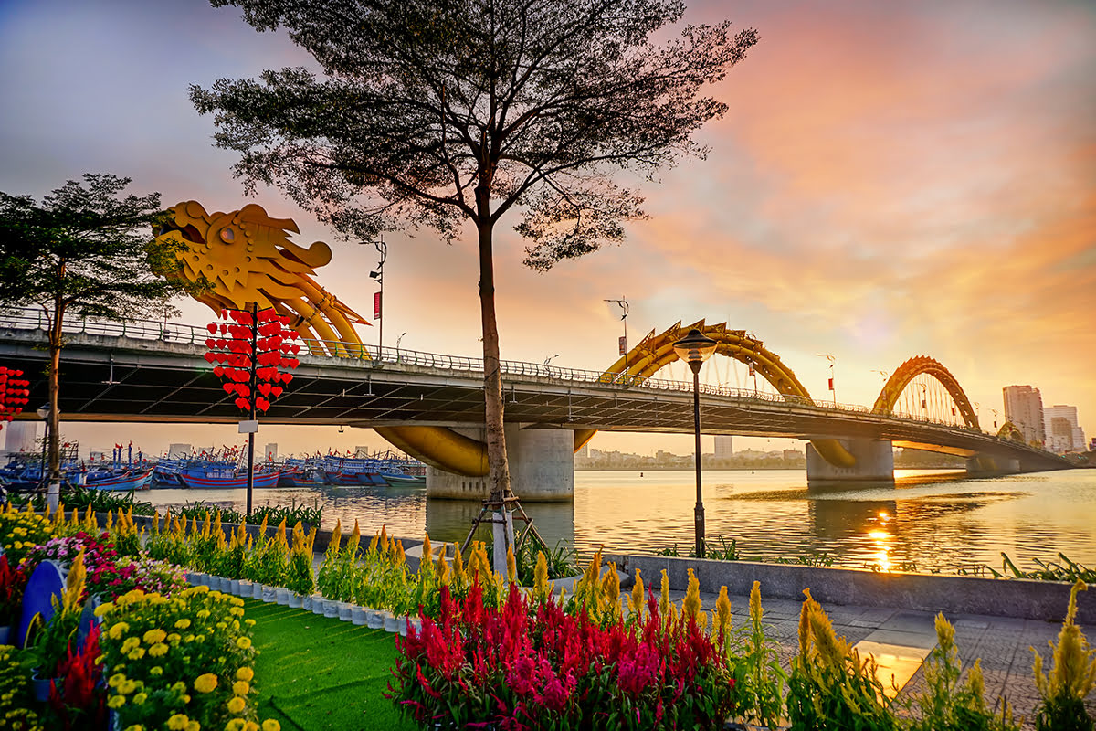 龙桥，越南岘港