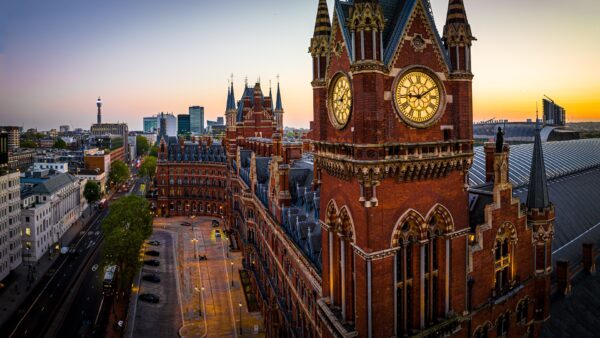 فنادق لندن التاريخية: البقاء في قطعة من التاريخ