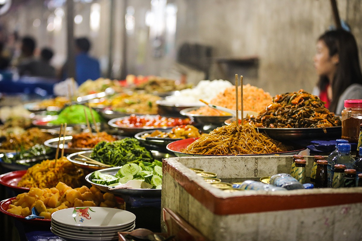 寮國美食指南 | 街頭小吃