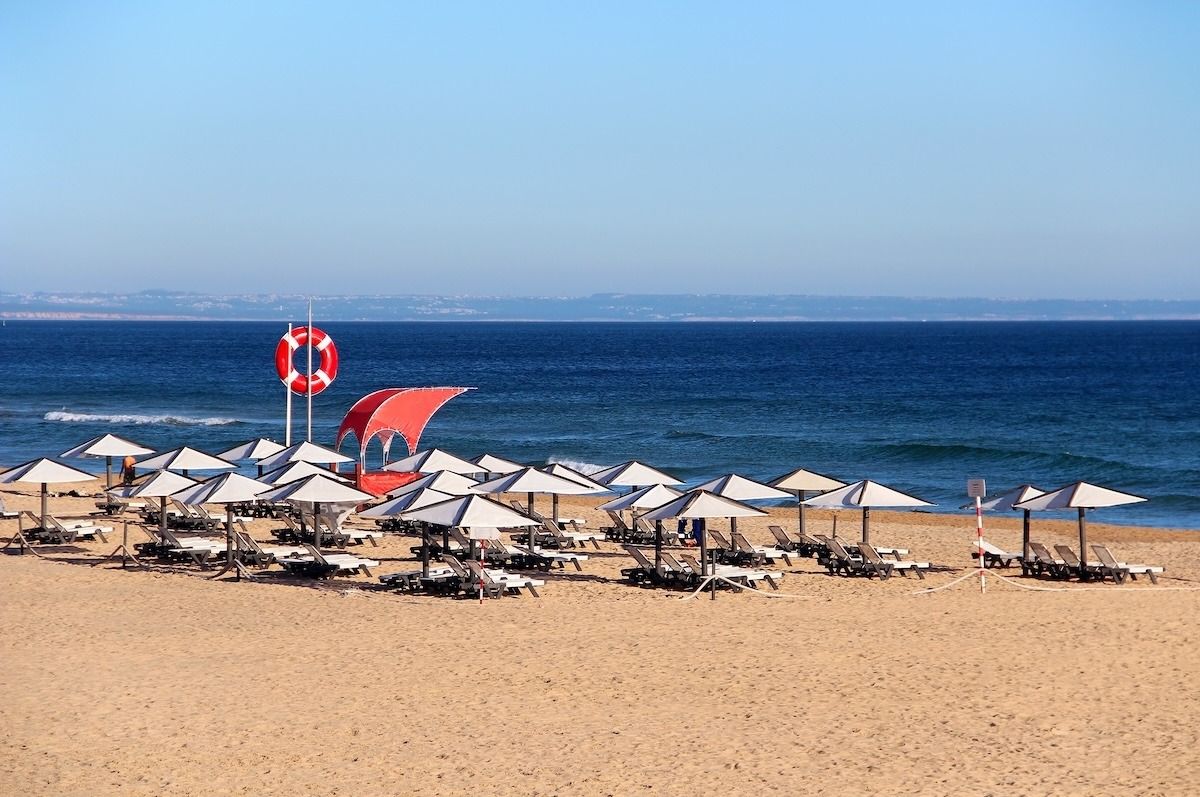 葡萄牙里斯本的Carcavelos海灘