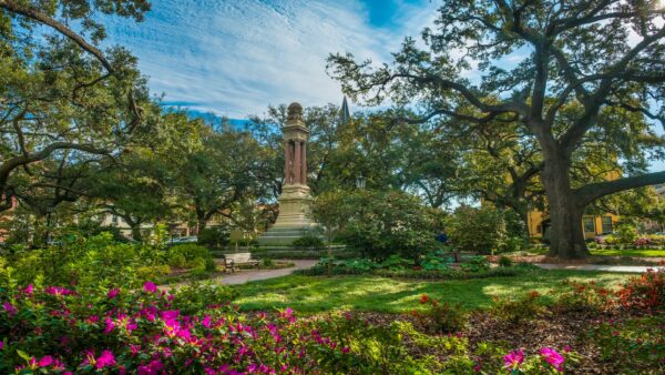 Kemegahan musim bunga di Savannah: Musim Bunga dan Perayaan